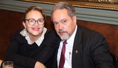  Ruth Martínez y Juan Alberto Martínez Andrade.