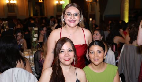  Maylett del Villar, Aldaneli Govea y Fabiola Luna.