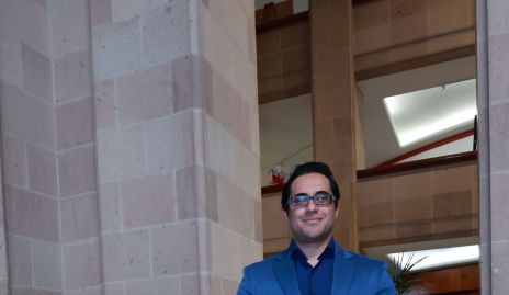  Dr. Mauricio Torres.