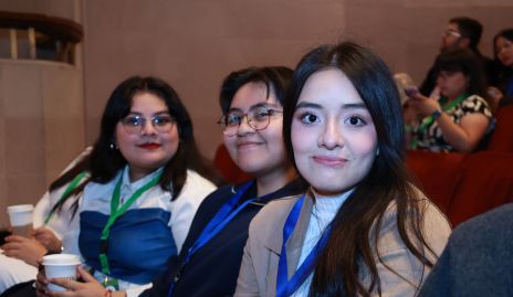  Elizabeth Juárez, Alex Morales y Bárbara Rodríguez.