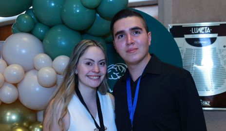  Arantxa Gámez y Ernesto Flores.