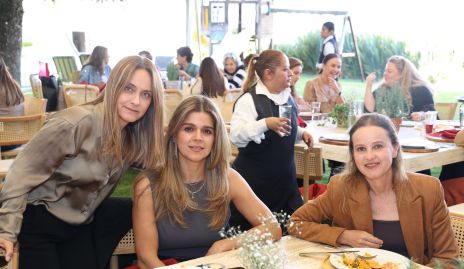  Viviana Navarro, Yezmín Sarquis y Romina Madrazo.