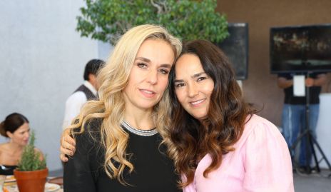  Mónica Torres y Ana Paula Valdés.