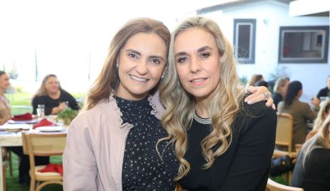  Rosamary Rosillo y Mónica Torres.