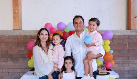  Familia Leos Jourdain.