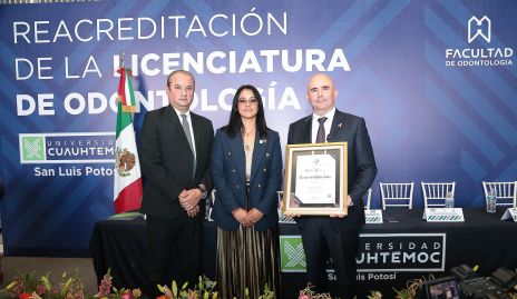  Dr. Andrés Mares, Dra. Laura Susana Acosta y Lic. Francisco Martínez.