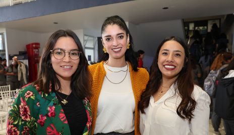  Montse Flores, Ana Laura Acosta y Sofía González.