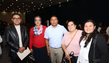  Felipe González, Adriana Arias, Sergio Zavala, Cynthia Rodríguez y Mónica Morales.