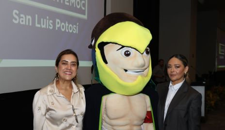 Giovana Araujo y Sandra Vázquez.