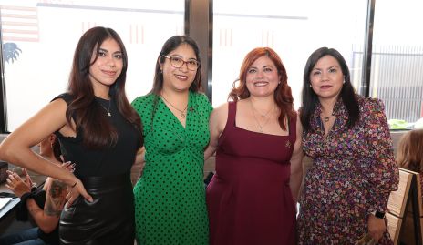  Yaneth Alonso, Anahí González, Andrea Lozano y Graciela Suárez.