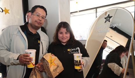  Ricardo Rodríguez y Carla Flores.