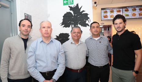  Patricio Meade, Orlando Espinoza, Rolando Sosa, Jesús Olague y Claudio Meade.