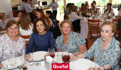  Azula Acebo, Martha Elena Madrigal, Yolanda del Valle y Anna Werge de Navarro.