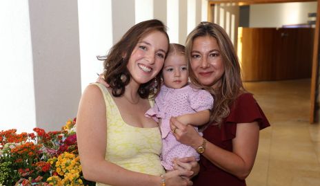  Yolanda Navarro, Victoria Chávez y Yolanda Puga.