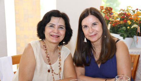  Chiquis Cadena y Mayu Cadena.