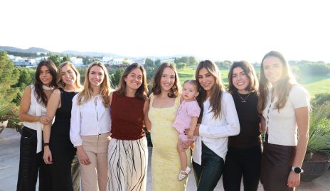  Ana Lucía Díaz Infante, Camila Fernández, Faustina Villarreal, Isabela Mendizábal, Yolanda Navarro, Victoria Chávez, Claudia Rodríguez, Andrea Vilet y María Cueli.