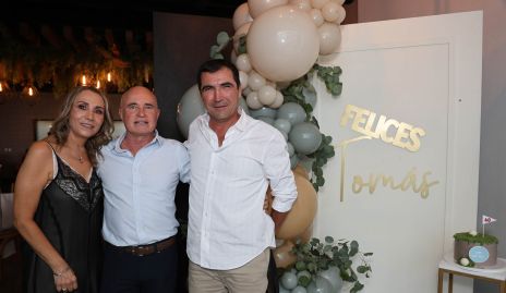 Roxana Serna, Tomás Alcalde y Héctor de la Rosa.