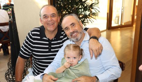  Johan Werge, Alejandro Navarro Werge y Victoria Chávez.