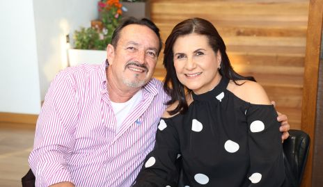  Mauricio Martínez y Gabriela Godínez.