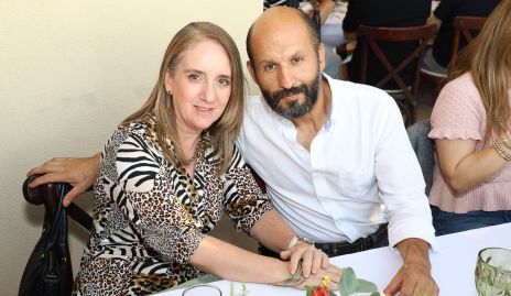  Luz María Navarro y Manuel López de Lara.