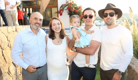  Alejandro Navarro Werge, Yolanda Navarro, Rodrigo Navarro, Victoria Chávez y Alejandro Navarro.