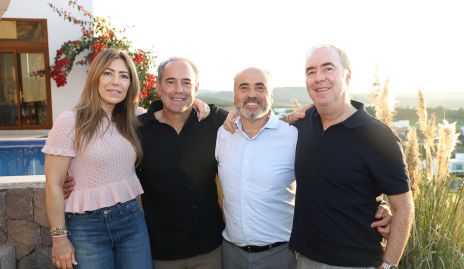  Los hermanos Anna Astrid, Javier, Alejandro y Rafael Navarro Werge.