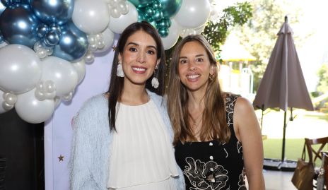  Mari Tere Torres y Melisa Compean.