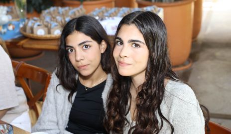  Victoria Ávila y Martina Ávila.