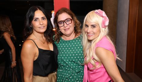  Claudia Artolozaga, Deyanira Cázares y Anilú Enríquez.