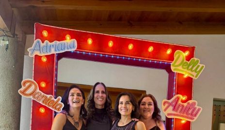  Daniela Gutiérrez, Adriana Pedroza, Anilú Enríquez y Deyanira Cázares.