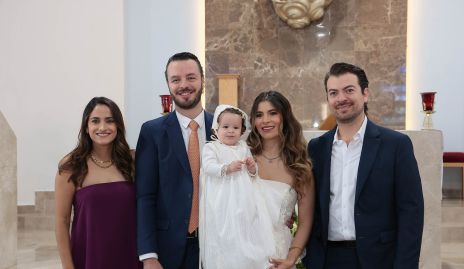  Fernanda García, Gerardo Treviño, Sofía Muñiz, Antonella Treviño y Andrés Muñiz.