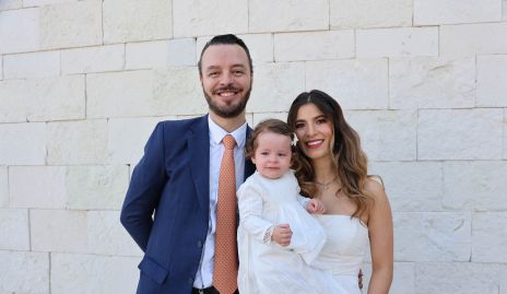  Gerardo Treviño, Sofía Muñiz y Antonella Treviño.