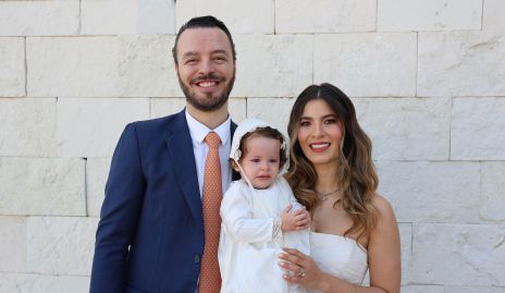  Gerardo Treviño, Sofía Muñiz y Antonella Treviño.