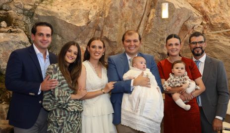  Jesús González, Sofía Medina Del Valle, Luli Medina, Ricardo Landa, Andrea Maza, Macarena Gallardo y Gonzalo Gallardo con Andrés.