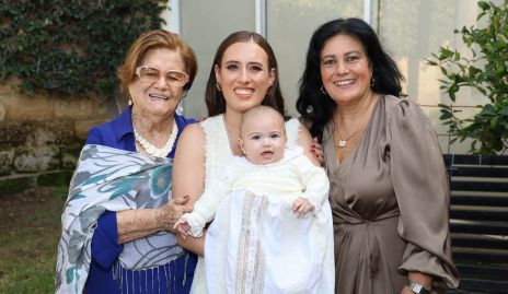  4 generaciones, Marcelle Del Valle, Luli Medina, Andrés Landa y Lourdes Del Valle.