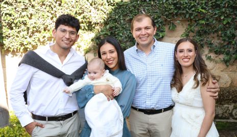  Ángel Villalobos, Camila Landa, Andrés Landa, Ricardo Landa y Luli Medina.
