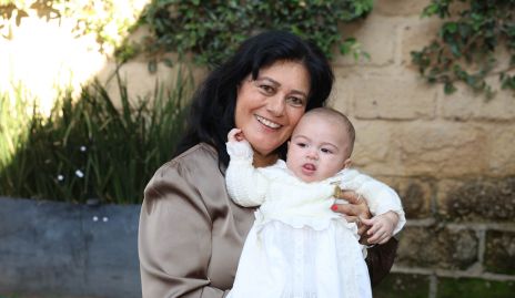  Lourdes Del Valle con su nieto Andrés Landa.