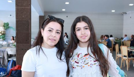  Valeria Román y Fernanda Lozano.