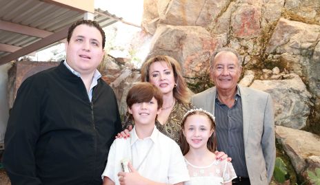  Ismael Esqueda, Marilú González, Manuel Paredes, Humberto y María José Pérez.