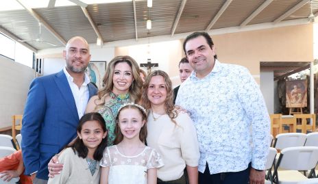  Humberto Pérez, Marilú Paredes, Aurora Irigoyen, Miguel Compeán, María José Compean y María José Pérez.