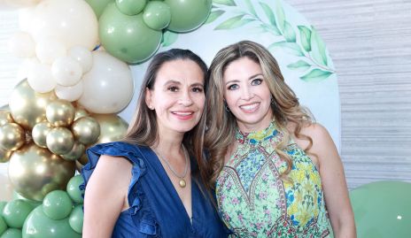  Luz de Lourdes Elizalde y Marilú Paredes.