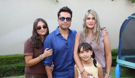  Mare Cordero, Ricardo Cordero, Renata Cordero y Mariana Berrones.