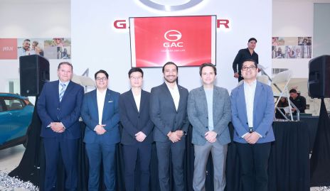  José Luis Padilla, Adrián Izquierdo, Katoon, Sergio González, Filiberto Herrera y Joson.