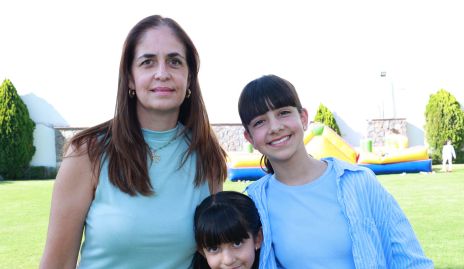  Paola, Inés y Ema Soto.