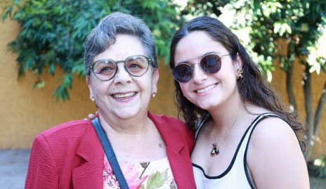  Rocío Calderón de Ortuño y Natalia Arocha.