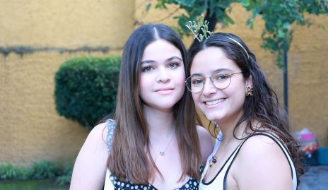  Regina Mercado y Natalia Arocha.