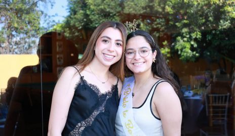  María Portales y Natalia Arocha.