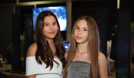  Alexia Torres y Miranda Garza.