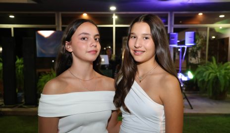  Maya y Alexia.
