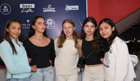  Pía Stevens, Maya Zermeño, Vale Vallejo, Vale Zermeño y Frida Vázquez.